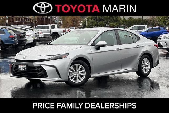 2025 toyota camry le