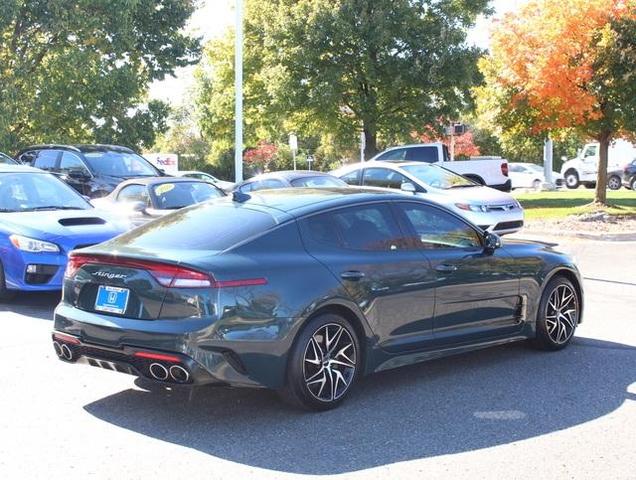 2023 kia stinger gt-line