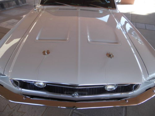 1968 ford mustang base hardtop 2-door 5.0l