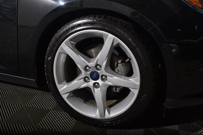 used 2014 ford focus titanium hatchback seattle, wa 98188 for sale in seattle, washington
