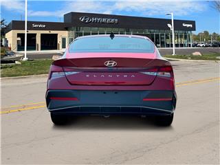 2025 Hyundai Elantra se