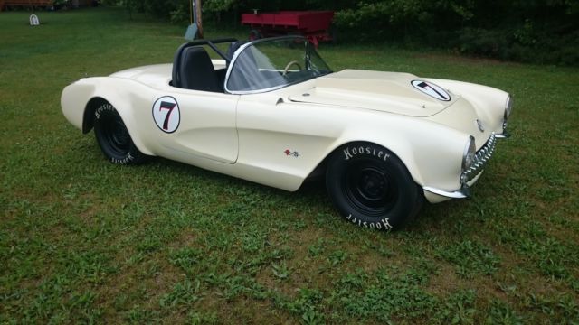 1957 chevy corvette vintage road racer