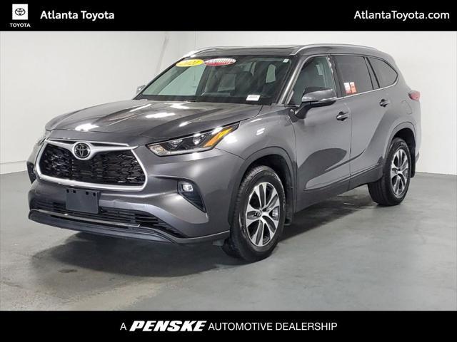 2021 toyota highlander xle