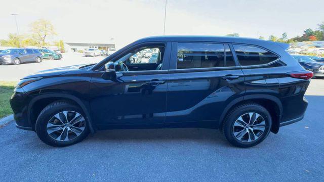 2023 toyota highlander xle