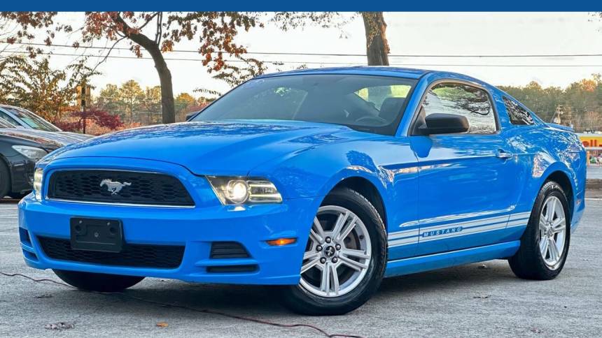 2013 ford mustang v6