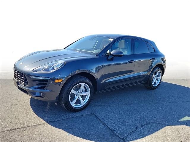2018 porsche macan base