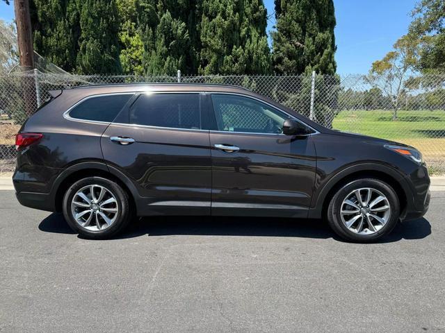 2017 hyundai santa fe se