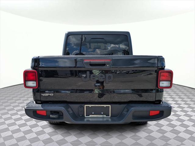 2023 jeep gladiator sport s