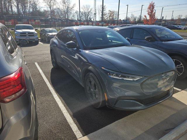 2023 ford mustang mach-e select