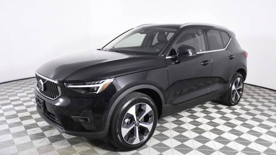 2024 Volvo XC40