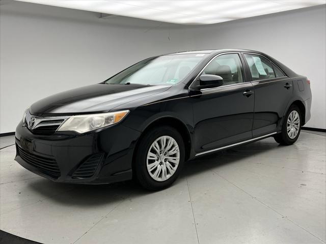 2014 toyota camry le