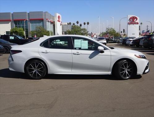 2023 toyota camry