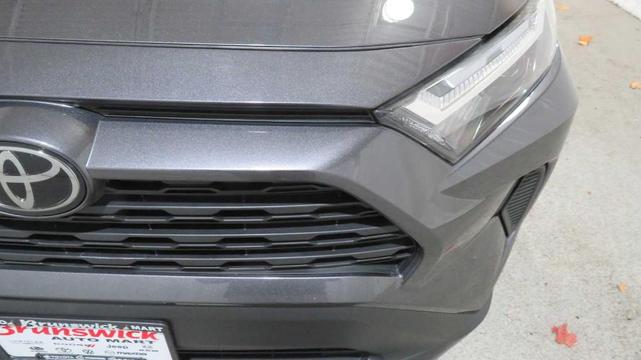2023 toyota rav4 le