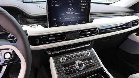 2024 Lincoln Aviator