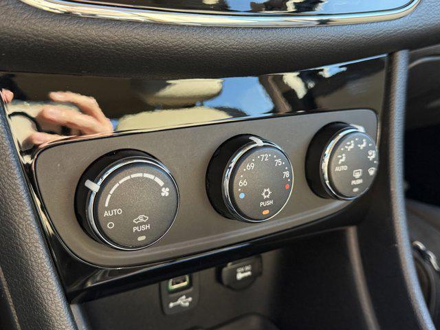 2014 chrysler 200 limited