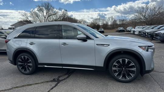 2024 Mazda CX-90