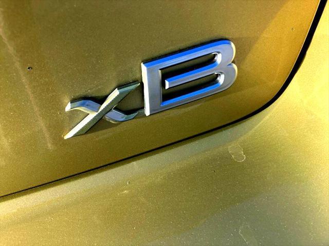 2008 scion xb base