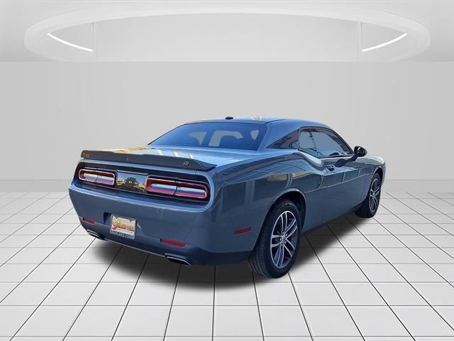 2019 dodge challenger sxt