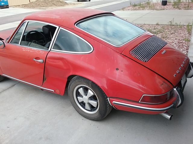 1971 porsche 911t damaged front end in 2001 motor free 60k miles minimal rust