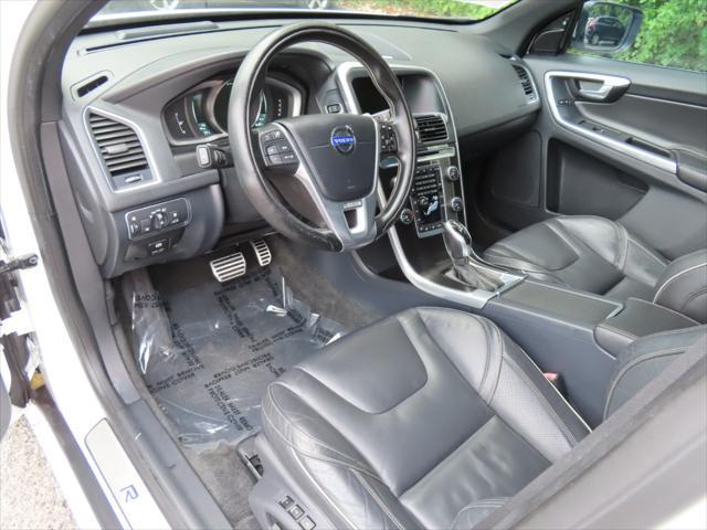 2015 volvo xc60 t6 r-design platinum