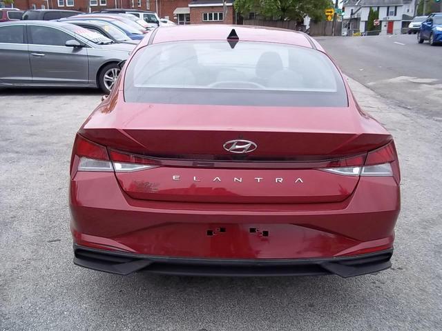 2021 hyundai elantra se