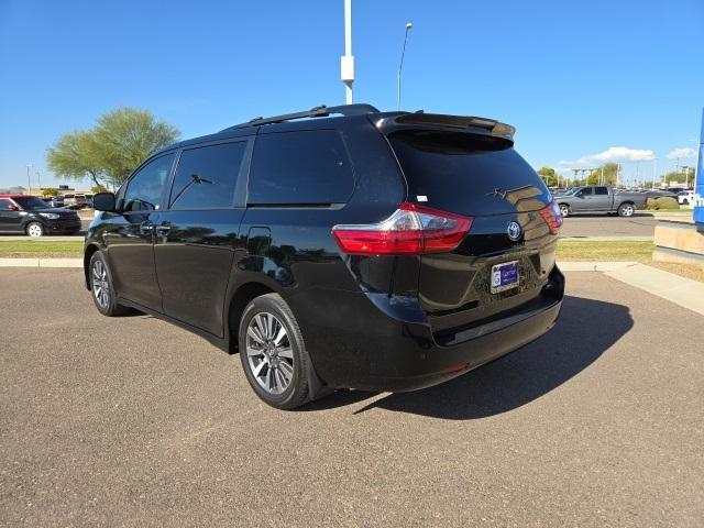 2020 toyota sienna xle premium