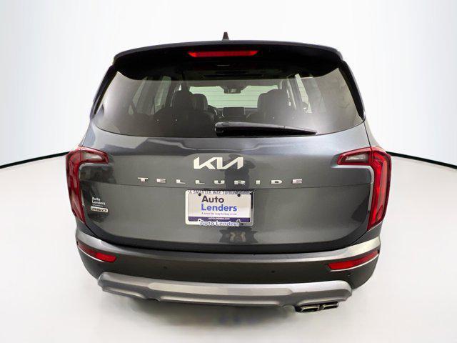 2022 kia telluride s