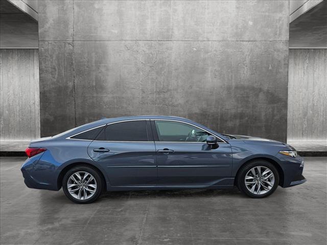 2019 toyota avalon xle