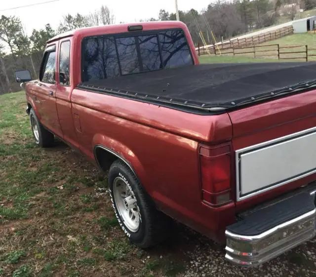 nice 1992 ford ranger extended cab 6 cylinder truck with bed cover & liner