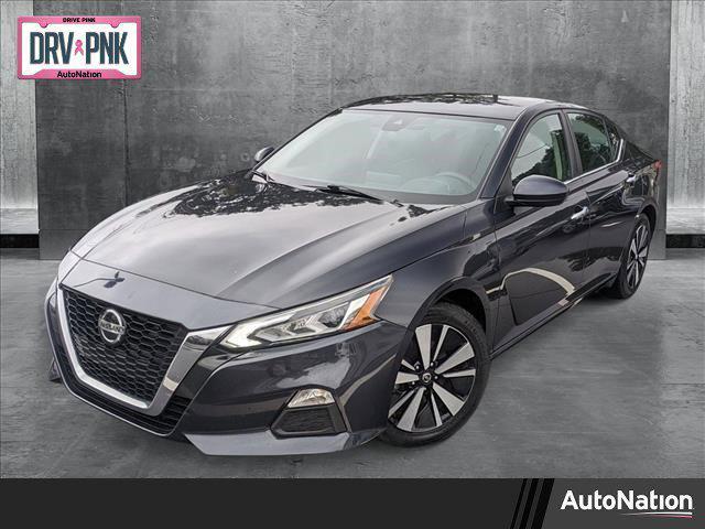 2022 nissan altima 2.5 sv