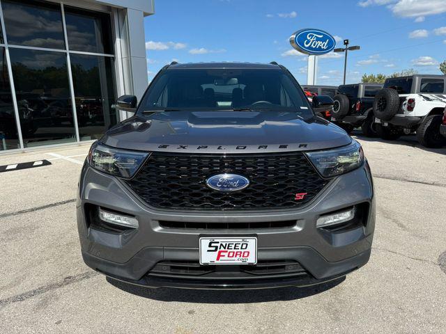 2021 ford explorer st