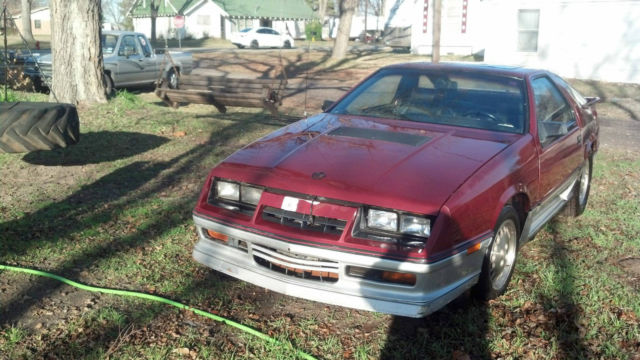 1984 dodge daytona turbo hatchback 2-door 2.2l