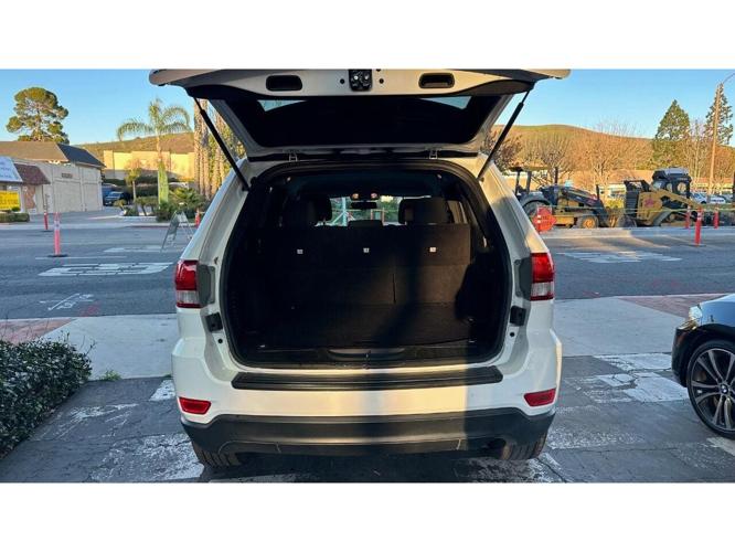 2013 jeep grand cherokee in thousand oaks, california