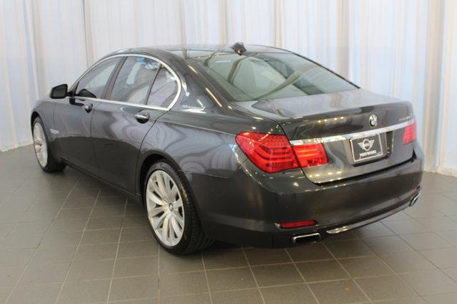2011 bmw 750 i