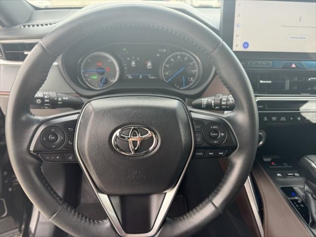 2023 toyota venza le
