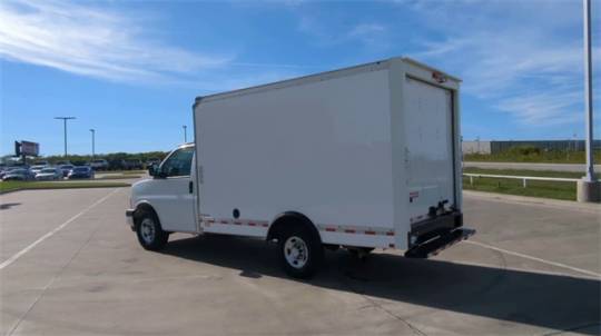 2021 chevrolet express 3500
