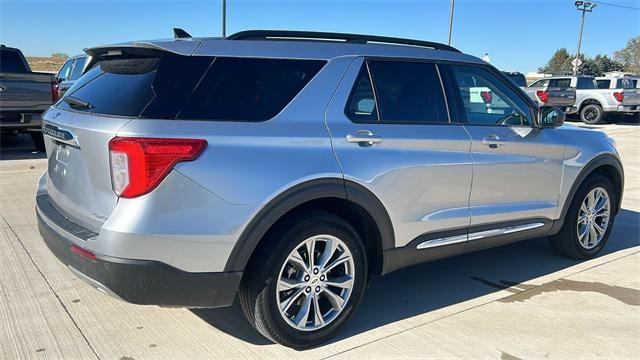 2021 ford explorer xlt