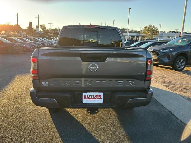 2023 nissan frontier sv