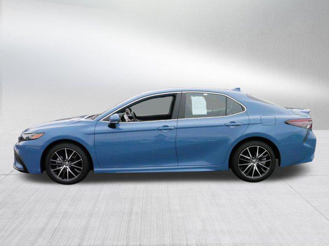 2024 toyota camry se