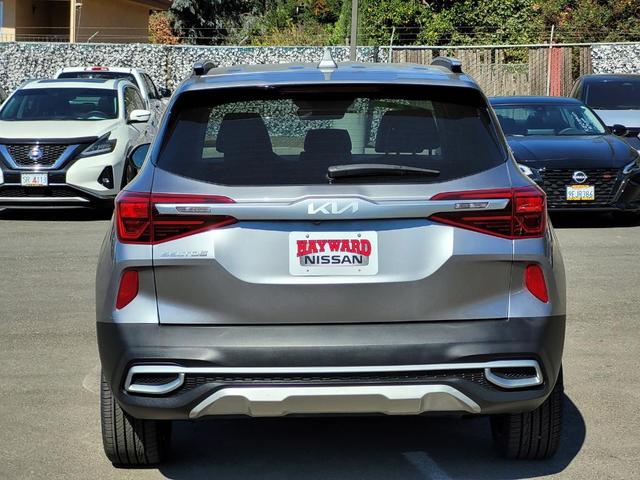 2022 kia seltos sx