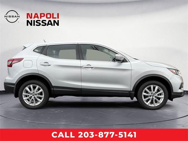 2021 nissan rogue sport s