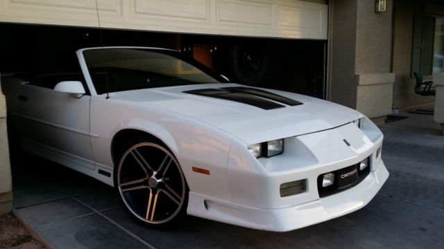 1989 chevrolet camaro rs convertible 2-door 5.0l