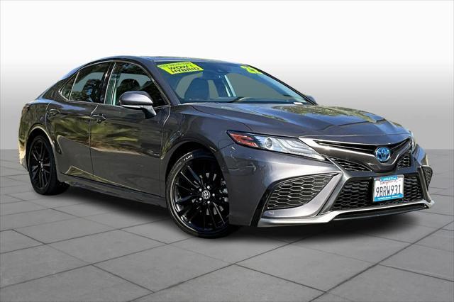 2022 toyota camry xse