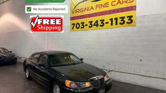2001 Lincoln Town Car