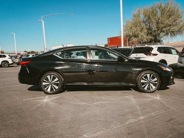 2021 nissan altima 2.5 sv