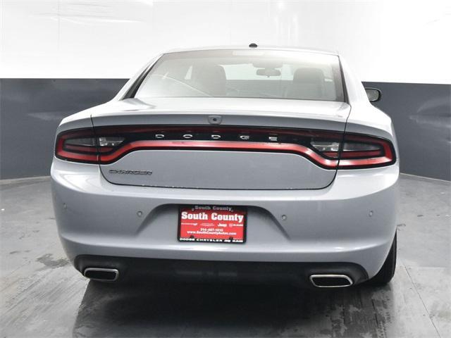 2021 dodge charger sxt