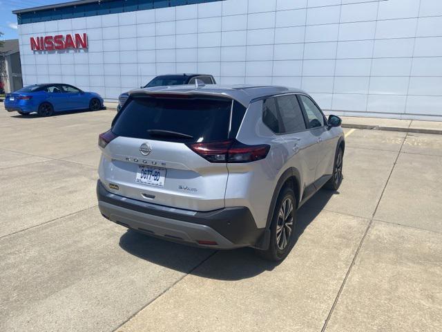 2022 nissan rogue sv