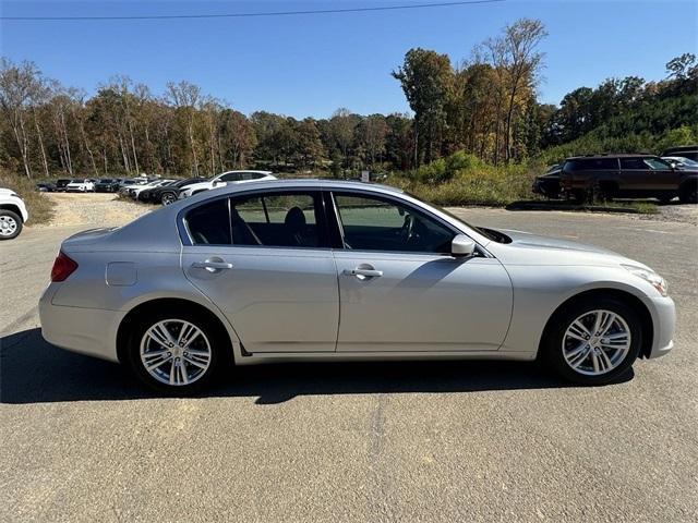 2011 infiniti g25 journey