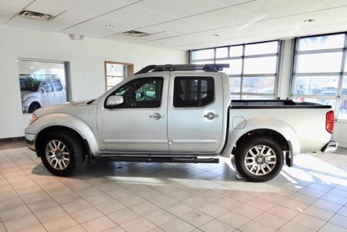 2010 nissan frontier le 4x4 le 4dr crew cab swb pickup 5a for sale in hutchinson, kansas
