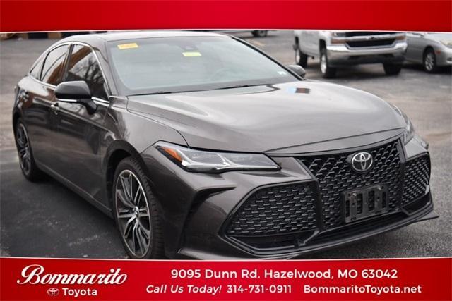 2019 toyota avalon limited